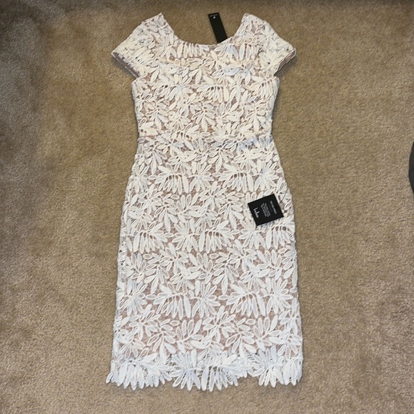 NWT White Lulu’s Dress - Picture 1 of 2